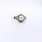 Round sea pearl silver ring