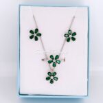 Emerald Stone Silver Pendent Set