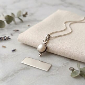 Round real pearl silver pendent