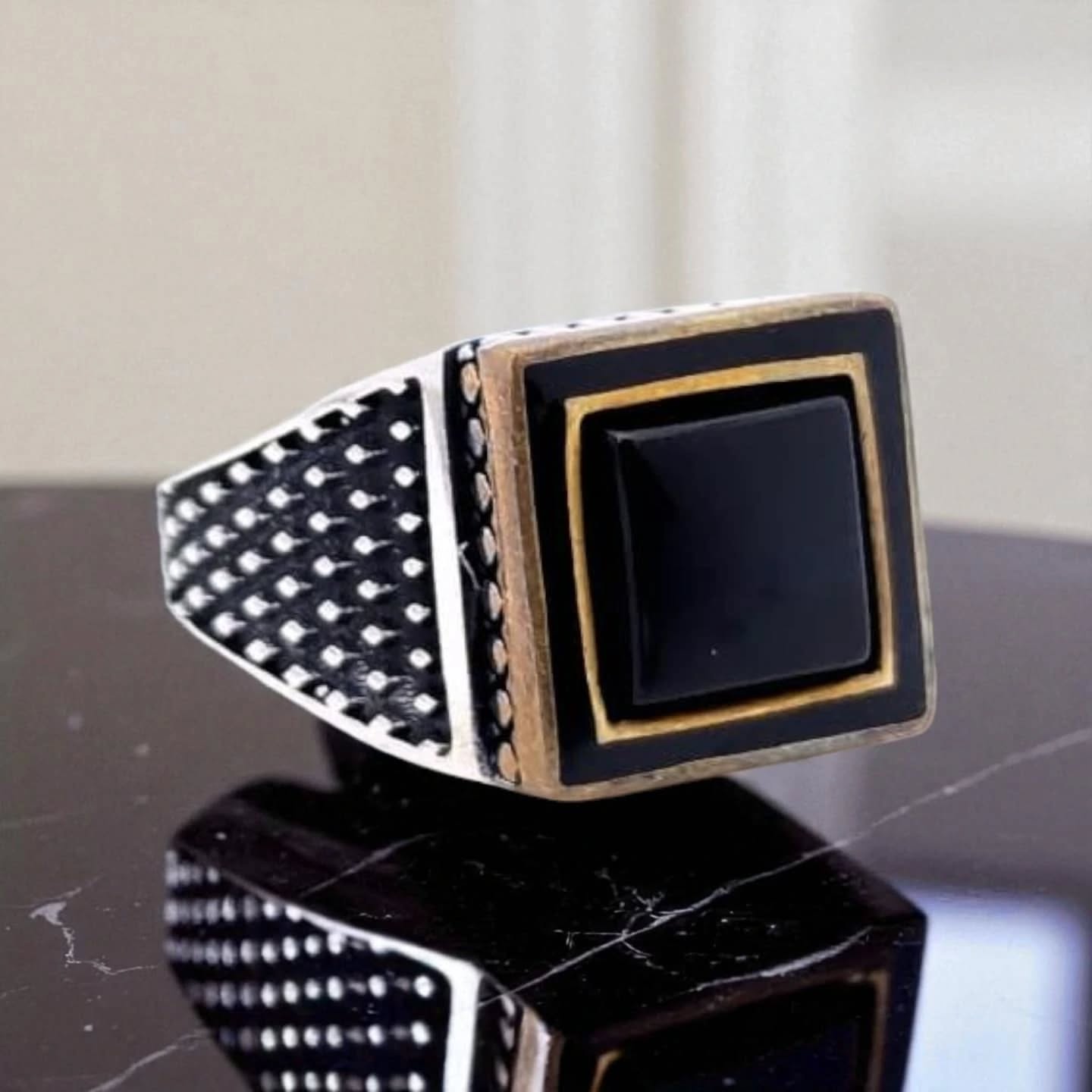 540092251_17910123945195786_295383671290857058_n Turkey Square Black Aqeeq Ring