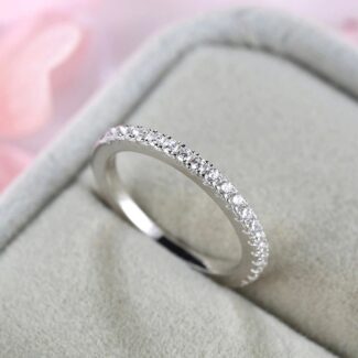 White zircon band ring