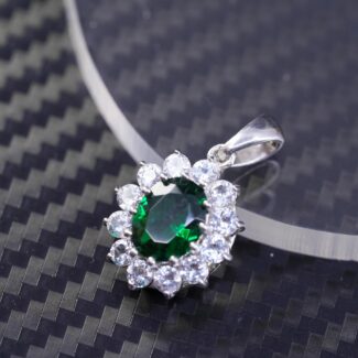 Emareld Stone Pendant
