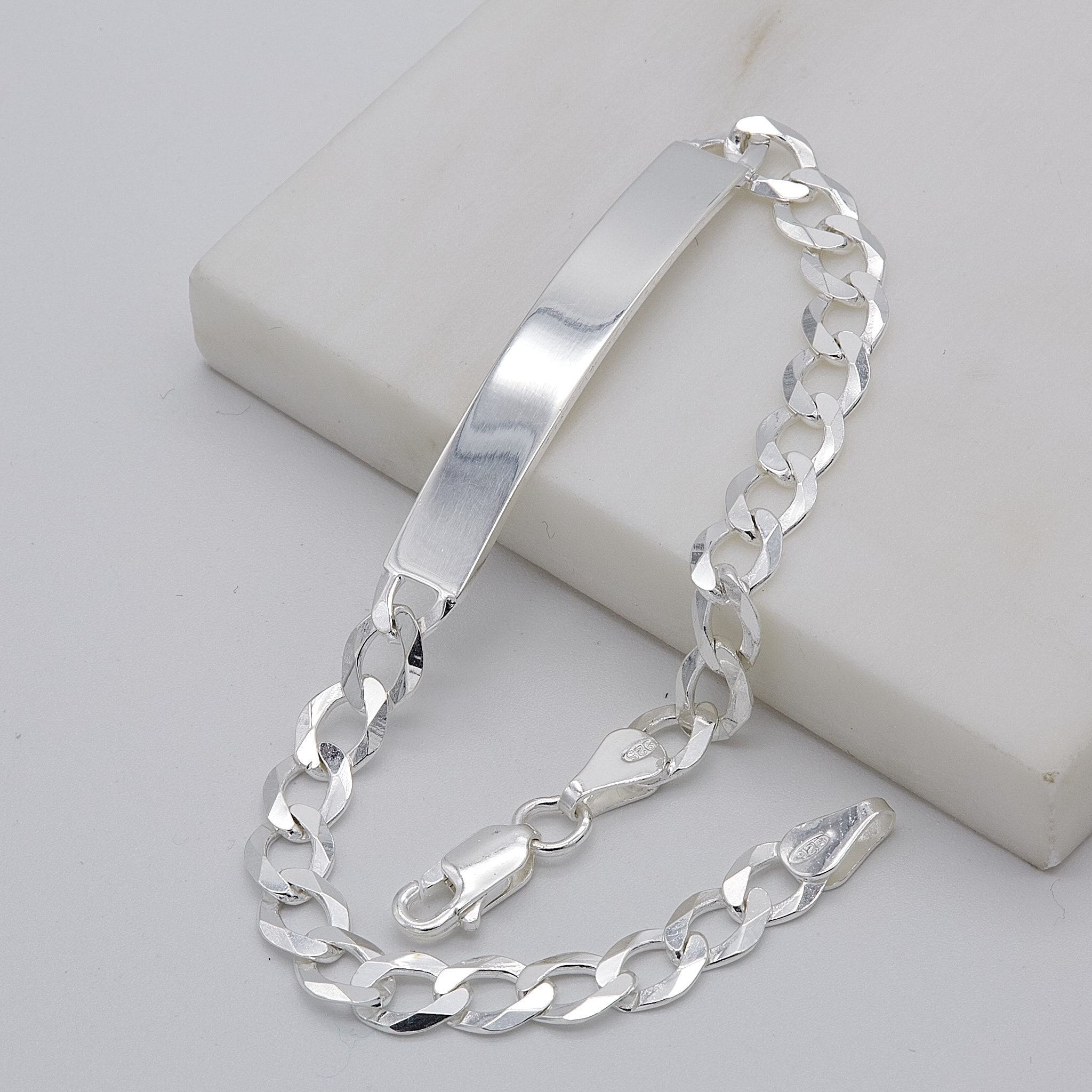 il_fullxfull.4954148815_hrn0 925 Customizable bracelet