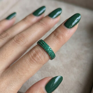 Green emerald band ring