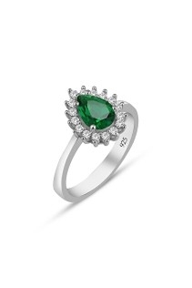 emerald teardrop ring
