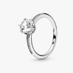 Queen crown ring