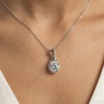 silver Swan pendent